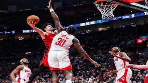 国足与沙特交锋记录：6胜5平10负，劣势明显